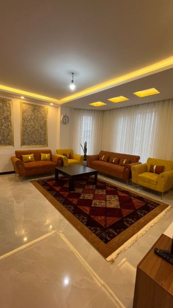 تصویر وبلا استخردار 