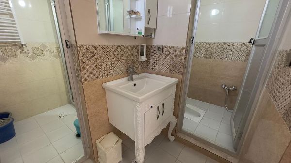 تصویر اپارتمان تراسدار