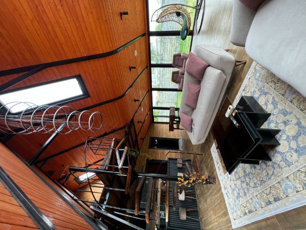 تصویر کلبه سوئیسی مدرن فضلی